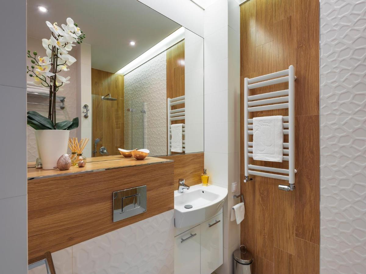 Black Pearl Apartment Krasków Eksteriør bilde